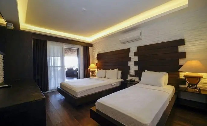 Standard Double Panoramic Terrace With Jacuzzi Room