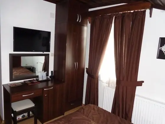 Standard Tek Büyük Yataklı Oda