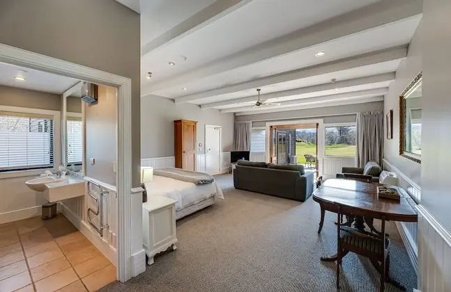 Large Studio Apartment