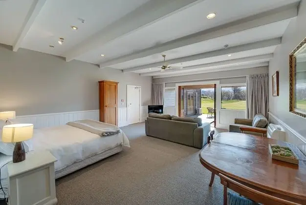 Large Studio Apartment