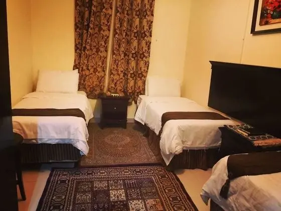 Üç Kişilik Oda
