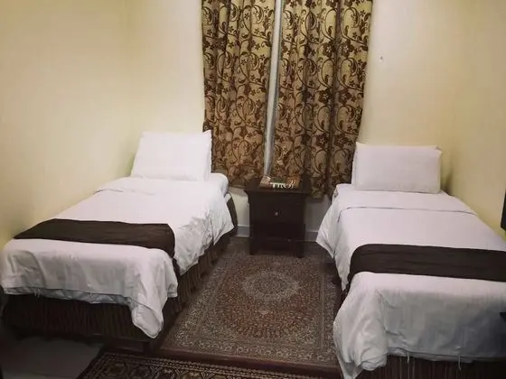 Üç Kişilik Oda