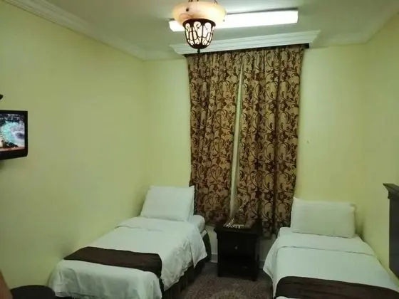Üç Kişilik Oda