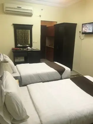 Üç Kişilik Oda