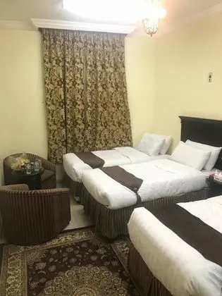 Üç Kişilik Oda