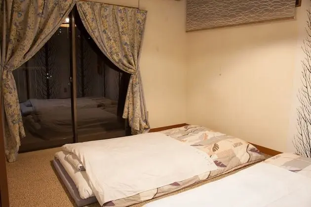 Ev (Private Vacation)