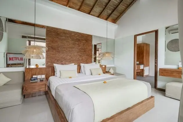 1 Bedroom Villa with Private Pool & Bathtub