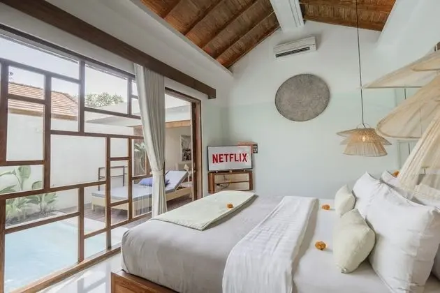 1 Bedroom Villa with Private Pool & Bathtub