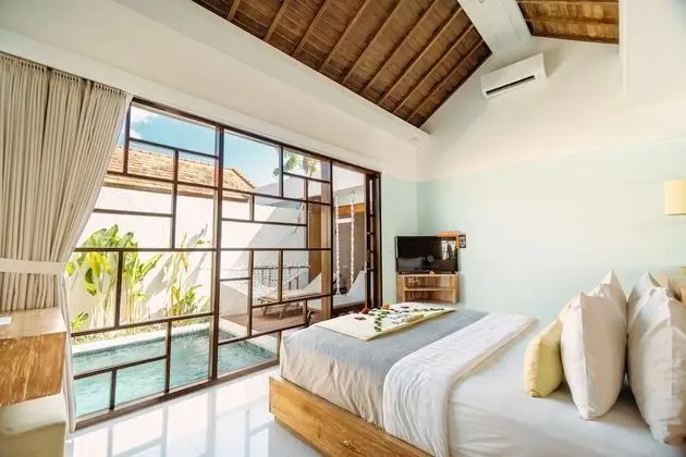 Royal 1 Bedroom Villa with Private Pool & Bathtub