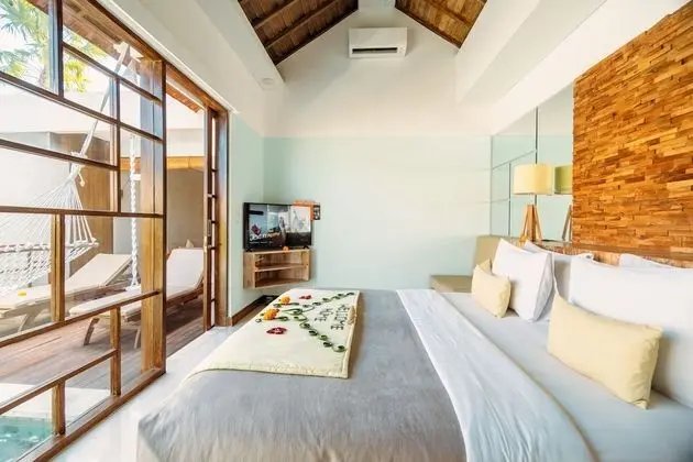 Royal 1 Bedroom Villa with Private Pool & Bathtub