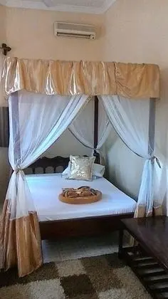 Comfort Tek Büyük veya İki Ayrı Yataklı Oda