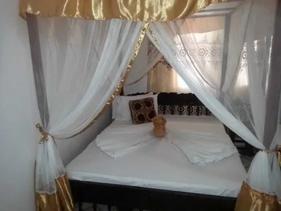 Comfort Tek Büyük veya İki Ayrı Yataklı Oda