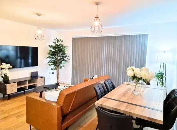 Apart Daire, Banyolu/Duşlu (Flat11-104 Tib Street)
