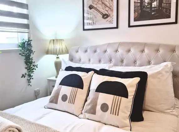 Apart Daire, Banyolu/Duşlu (Flat11-104 Tib Street)