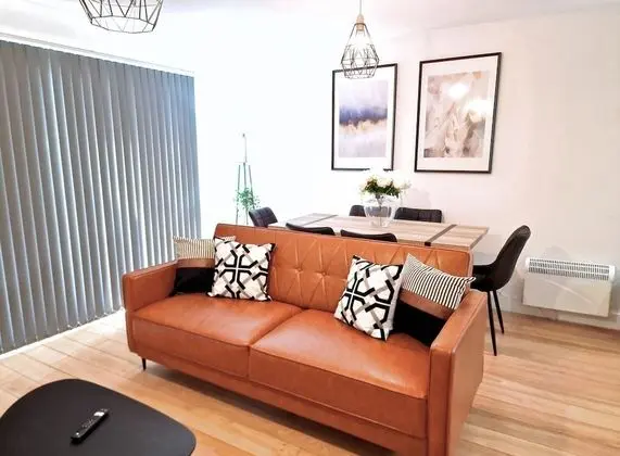 Apart Daire, Banyolu/Duşlu (Flat11-104 Tib Street)