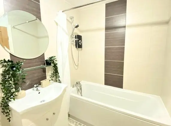 Comfort Apart Daire, Özel Banyo (Flat 8 - 104 Tib Street)