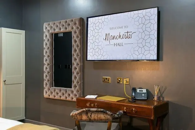 Deluxe Tek Büyük Yataklı Oda