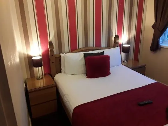 Tek Büyük Yataklı Oda (Room 10)