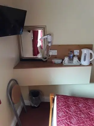 Tek Büyük Yataklı Oda (Small Double, Room 5)