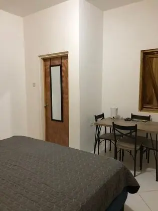 Stüdyo, 1 En Büyük (King) Boy Yatak ve Çekyat