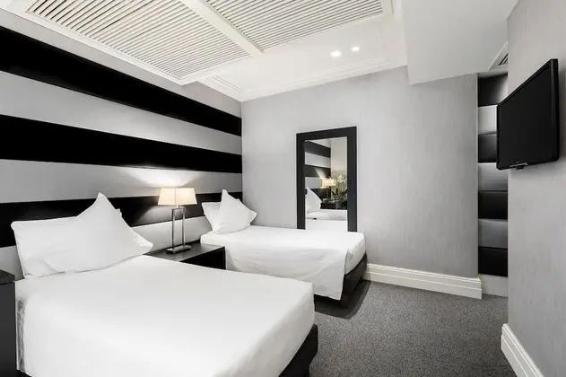 Superior Tek Büyük Yataklı Oda