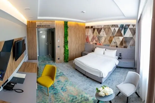 Deluxe Büyük Yataklı Tek Kişilik Oda, 1 Büyük (Queen) Boy Yatak, Sigara İçilmez