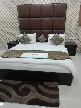 Luxury Tek Büyük Yataklı Oda, Şehir Manzaralı