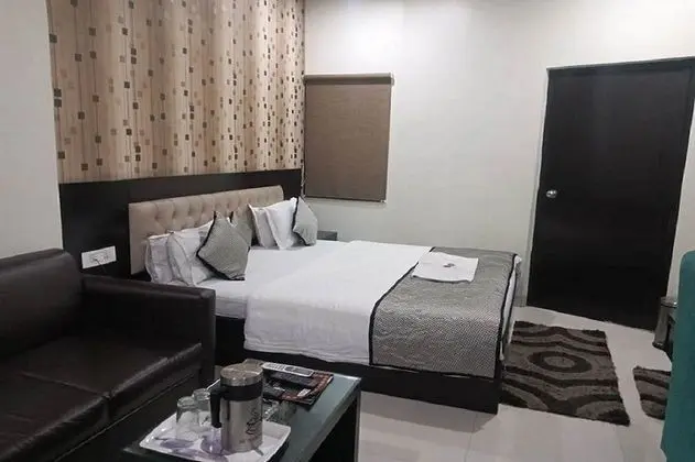 Luxury Tek Büyük Yataklı Oda, Şehir Manzaralı