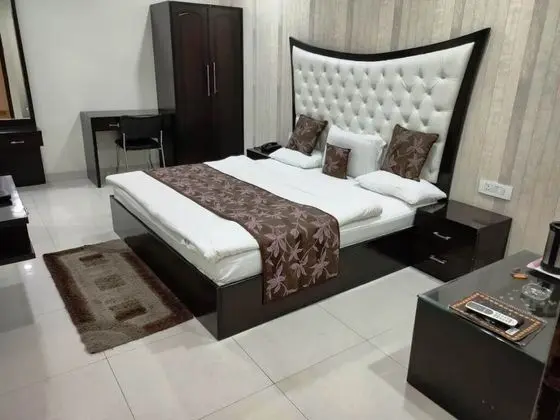 Superior Tek Büyük Yataklı Oda, 1 Çift Kişilik Yatak, Şehir Manzaralı
