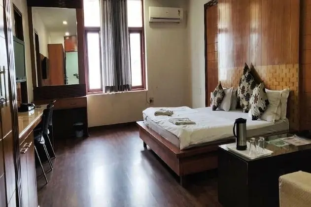 Superior Tek Büyük veya İki Ayrı Yataklı Oda