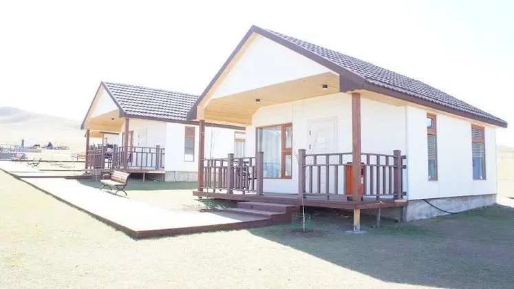 Deluxe Ev, Tepe Manzaralı