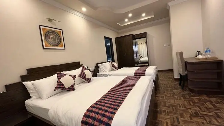 Family Üç Kişilik Oda