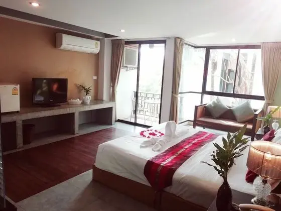 Deluxe Tek Büyük Yataklı Oda