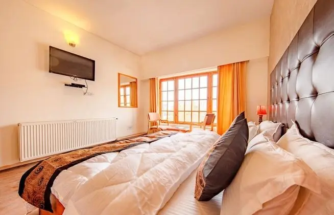 Super Deluxe Room