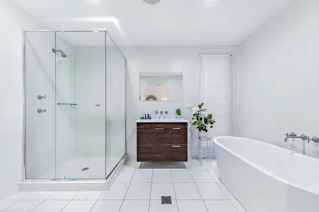 Luxury Tek Büyük Yataklı Oda