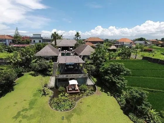 Villa (Mandalay)
