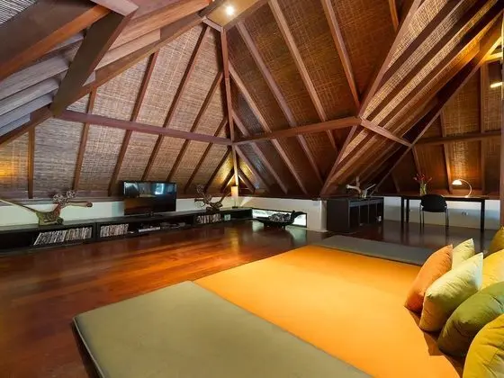 Villa (Mandalay)