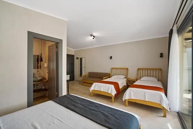 Aile Odası, Deniz ve Doğa Manzaralı, Verandalı