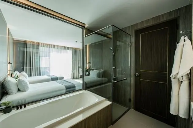 Classic Grand Deluxe Twin