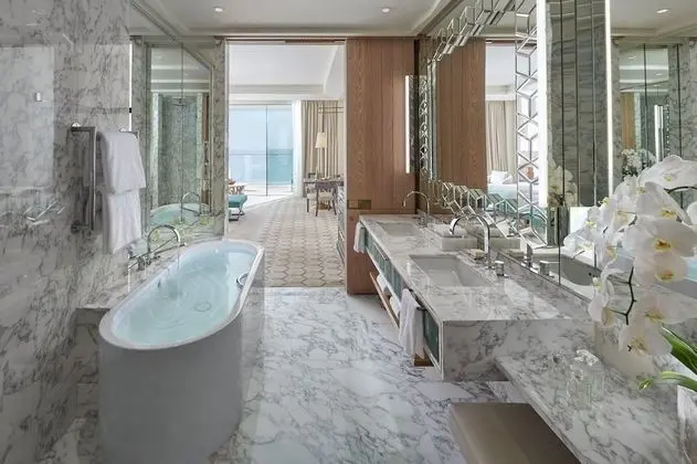 Deluxe Tek Büyük Yataklı Oda, Deniz Manzaralı