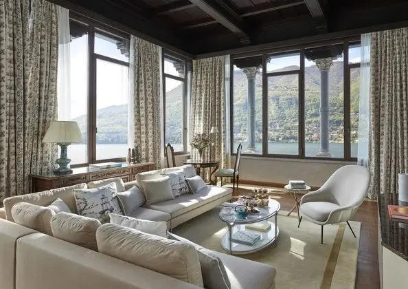 Çatı Katı Süiti (Penthouse) (Penthouse Suite)