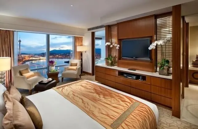 Deluxe Oda, 1 En Büyük (King) Boy Yatak, Göl Manzaralı