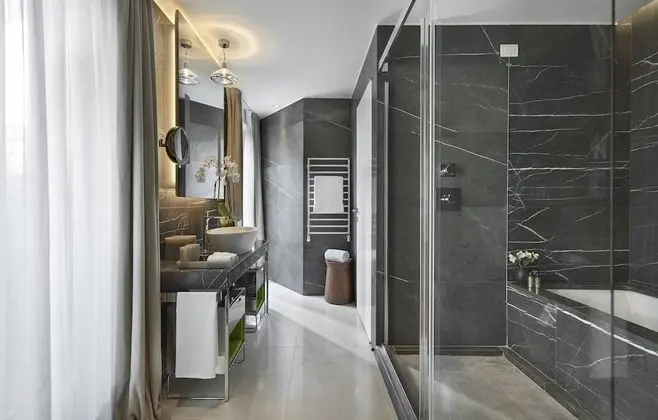 Süit, 1 En Büyük (King) Boy Yatak, Teras