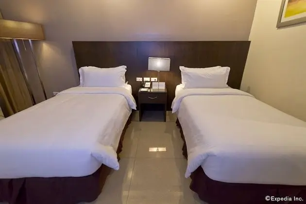 Superior (2 Single Beds)