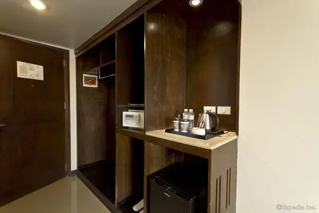 Superior (2 Single Beds)