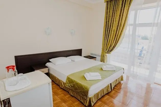 Tek Büyük veya İki Ayrı Yataklı Oda