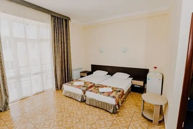 Tek Büyük veya İki Ayrı Yataklı Oda