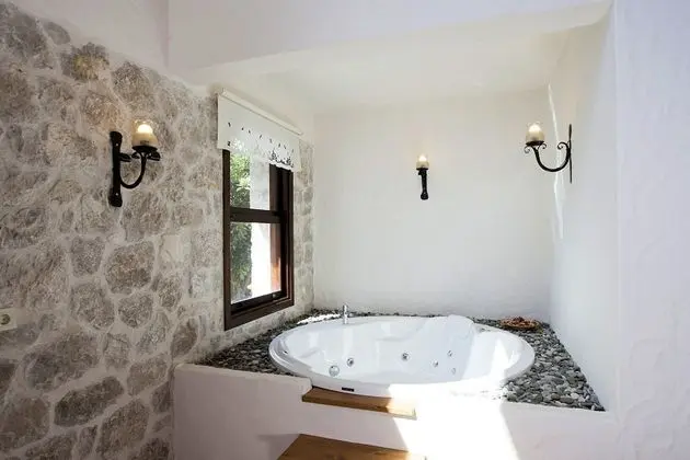 Özel Havuzlu Villa, Deniz Manzaralı