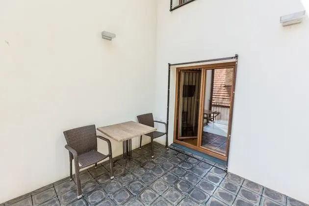 Comfort Tek Büyük Yataklı Oda, Teras, Nehir Manzaralı