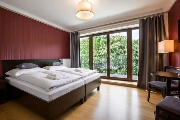 Panoramic Tek Büyük Yataklı Oda, Balkon, Nehir Manzaralı